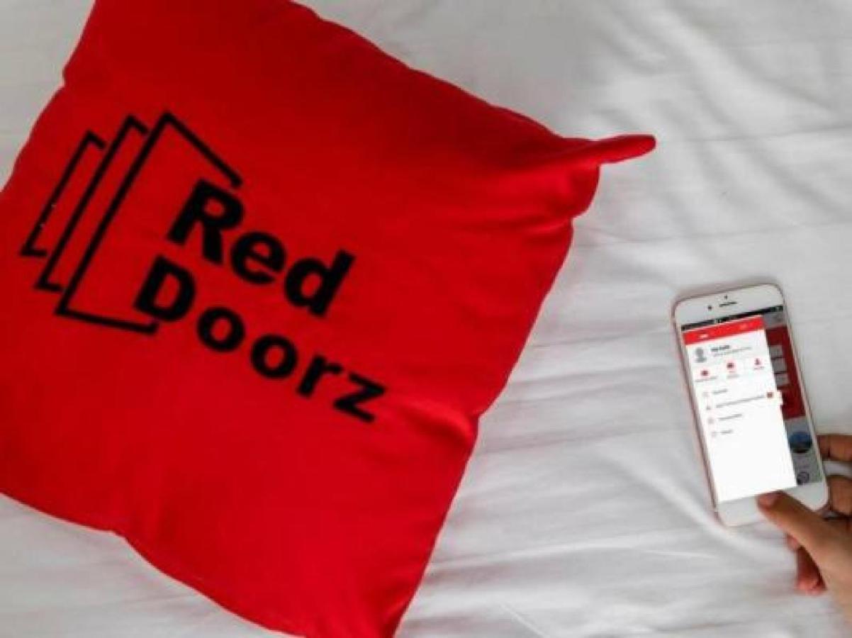 Reddoorz Plus @ Tendean Jakarta Kültér fotó